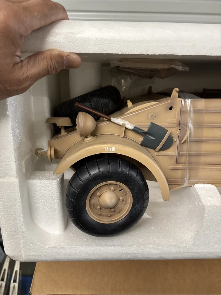 Dragon Kubelwagen Type 82 W/ Balloon Tires Deutsches Afrika Korps 1/6 Scale New - Image 2 of 4