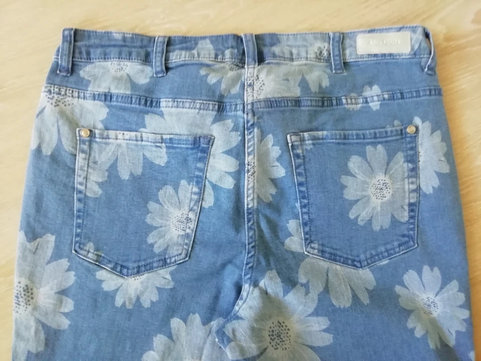 Gr. 44*46*48 / L28 Alba Moda Damen Jeans "Flower" Stretch lightblue - 40% Rabatt - Bild 4 von 4