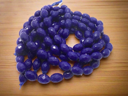17x12 mm Faceted Glass Oval Beads - Picture 17 of 25