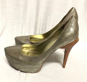 bcbg gold heels