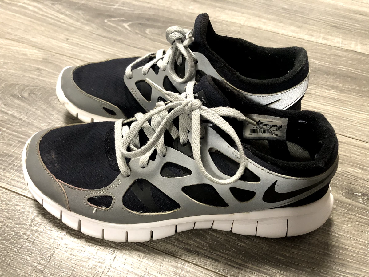 nike free run 2 black white women's running shoe