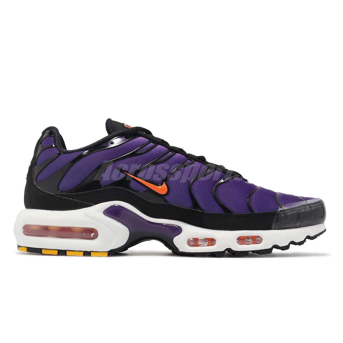 nike sports shoes for men under 500
