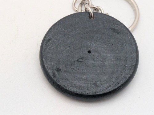 Decorative Dot Art on Wooden Keychain - Picture 4 of 4