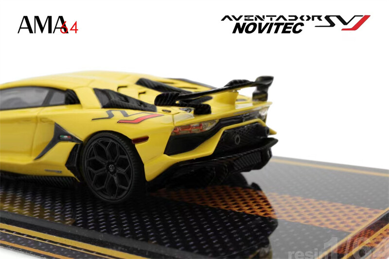 AMA64 1/64 ランボルギーニアヴェンタドールSVJ AMA64 1:64 Lambo Aventador SVJ LP770-4 Novitec Version Model