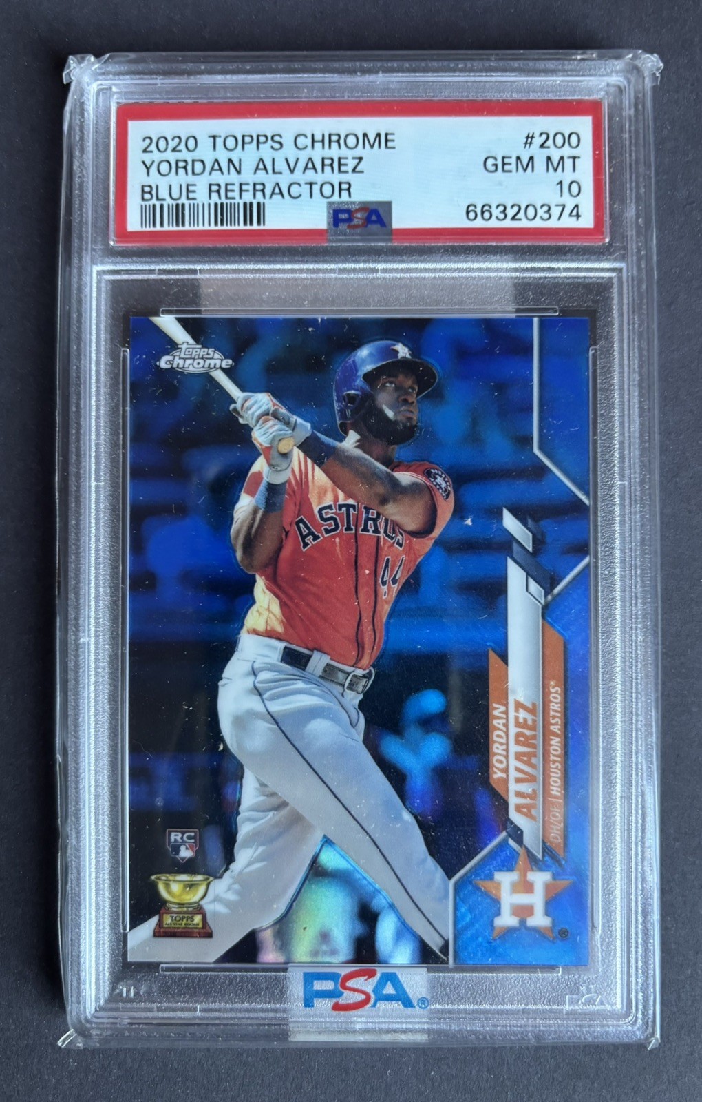 2020 Topps Chrome Blue Refractor 111/150 Yordan Alvarez #200 Rookie RC v9t view 1