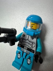 LEGO Minifigure Space Galaxy Squad Solomon Blaze gs004 + Blaster 70709 retired