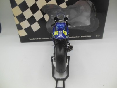 MINICHAMPS 1/12 SCALE Diecast 122 043046 Yamaha YZR-M1 Moto GP 2004 Rossi GO!!!! EUR 116,99 - FR