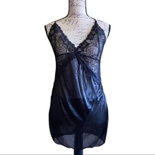 Black Lace 2 Piece Pajama Set Size Medium NEW