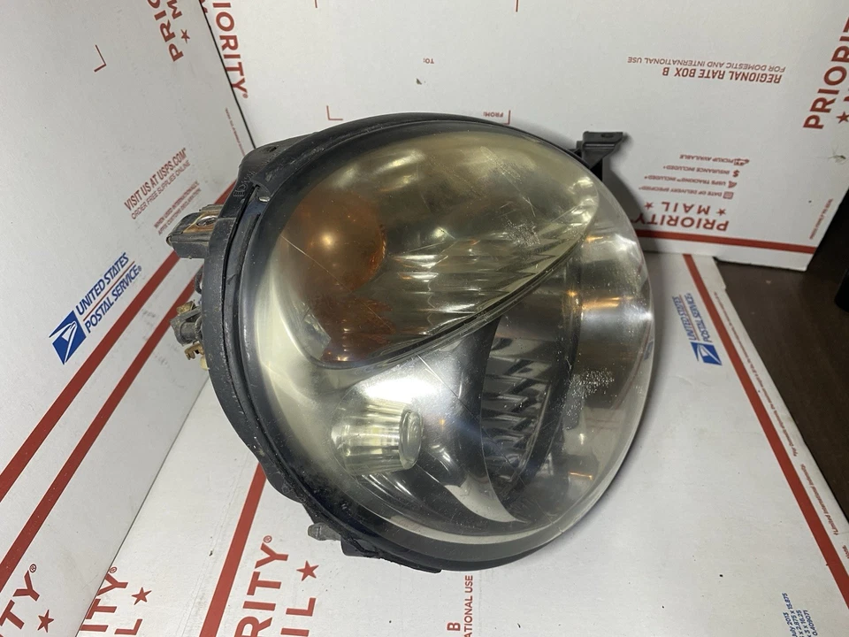 Conjunto de luces halógenas de cabeza lateral del pasajero lado derecho Subaru Impreza 2002-2003 OEM Foto 2 de 4