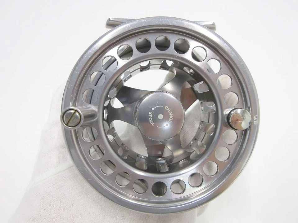 LOOP EVOTEC LW 6/8 Left-handed Fly Fishing Reel - Image 3 of 4
