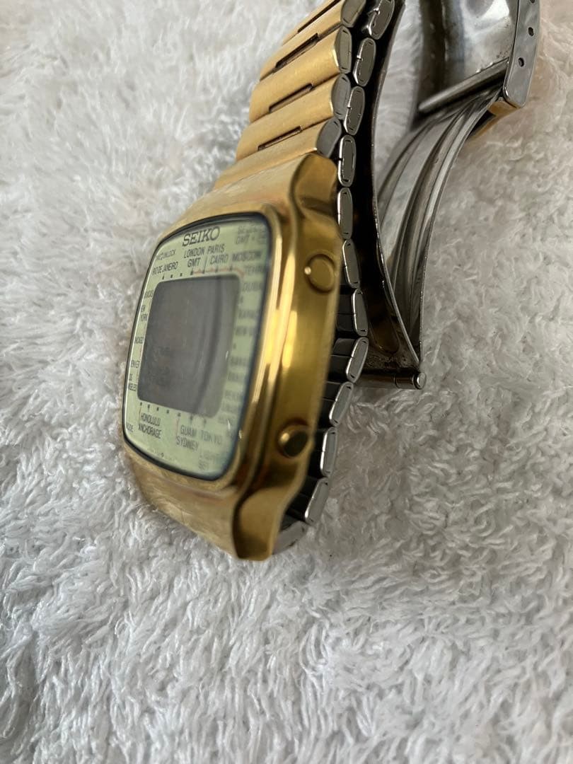 SEIKO Digital Watch World Time Gold - Gem