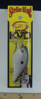 Strike King HCKVDS2.5-511 Quadrat Bill 5/8oz 3,25in Crankbait Farbe Gizzard Shad