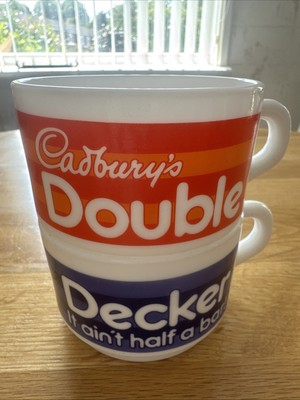 2 Cadbury Double Decker Ain't Half a Bar / Becher Twin Stapelbecher Arcopal France
