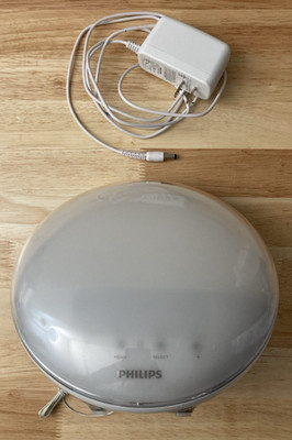 Philips HF3520 SmartSleep Wake-up Light Alarm FM Radio (Tested)