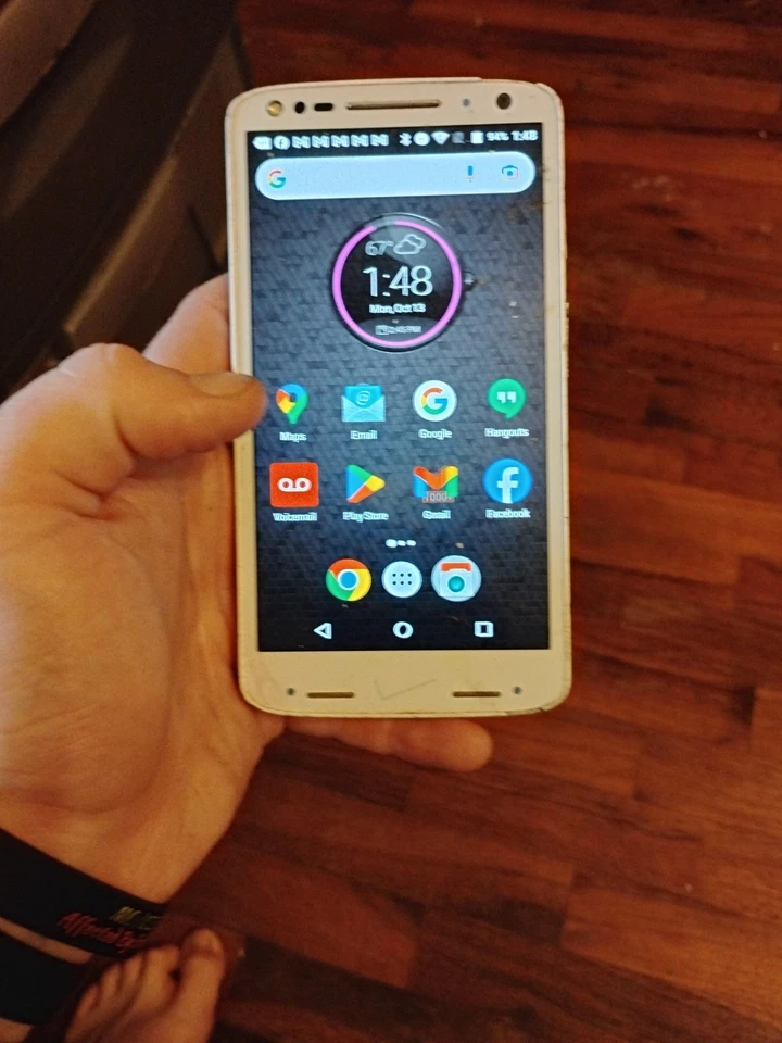 Motorola Droid Turbo 2 XT1585 32GB White Verizon Smartphone Single SIM - Image 2 of 4