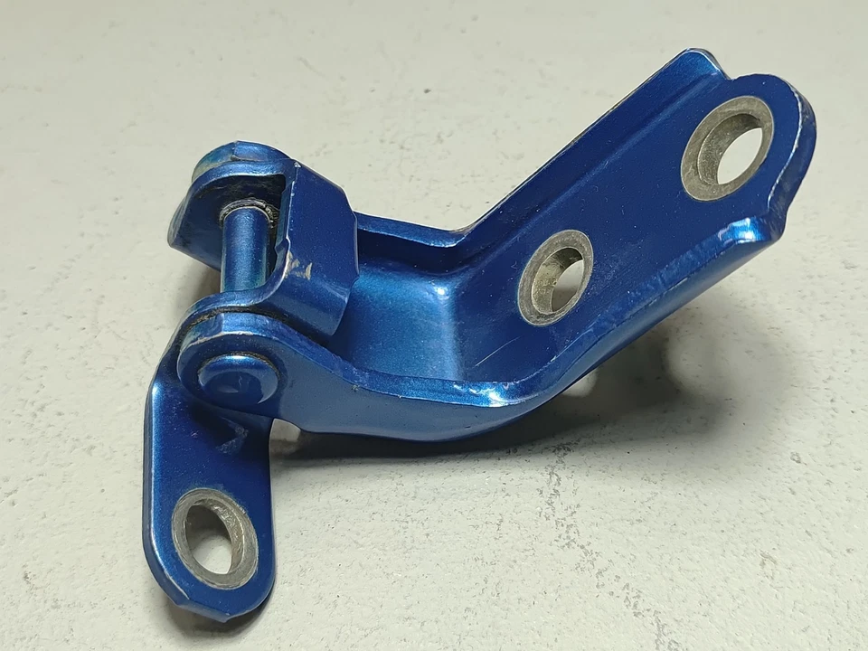 Bisagra de puerta inferior trasera izquierda lado del conductor 2019-2025 Toyota Corolla OEM Foto 4 de 4