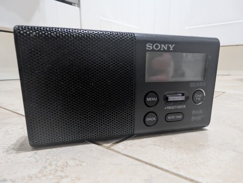 Sony XDR-P1DBP Portable DAB DAB+ FM Radio Black - Picture 2 of 12