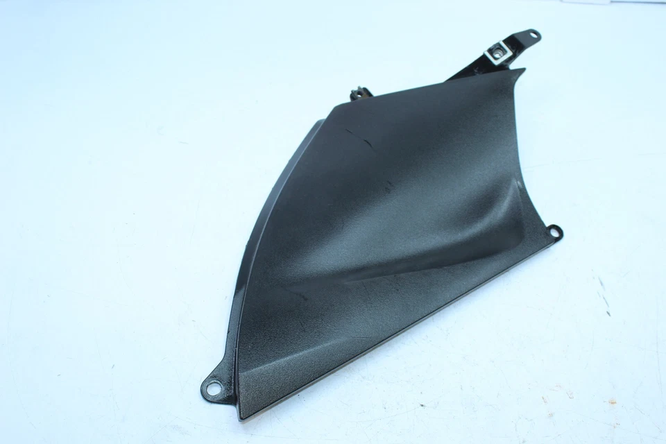 07-08 CUBIERTA LATERAL IZQUIERDA YAMAHA VENTURE LITE OEM 2 NEGRA 8GJ-21721-00-00 Foto 2 de 4