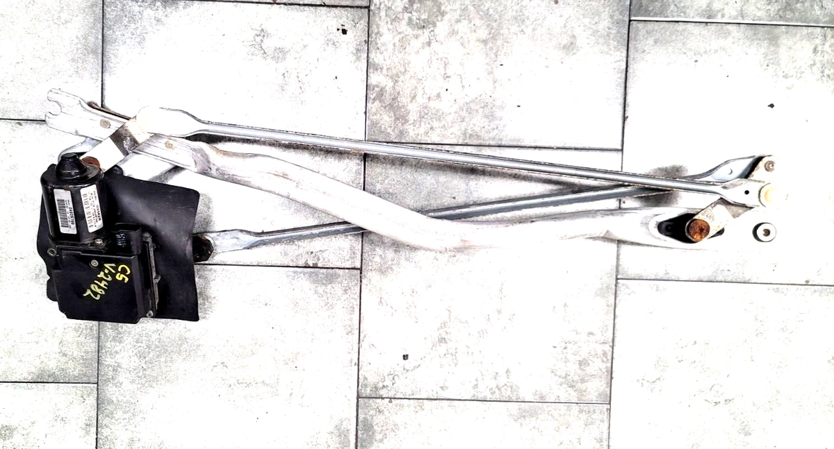 9704 C5 CORVETTE WINDSHIELD WIPER ARM LINKAGE MOTOR, 43 OFF