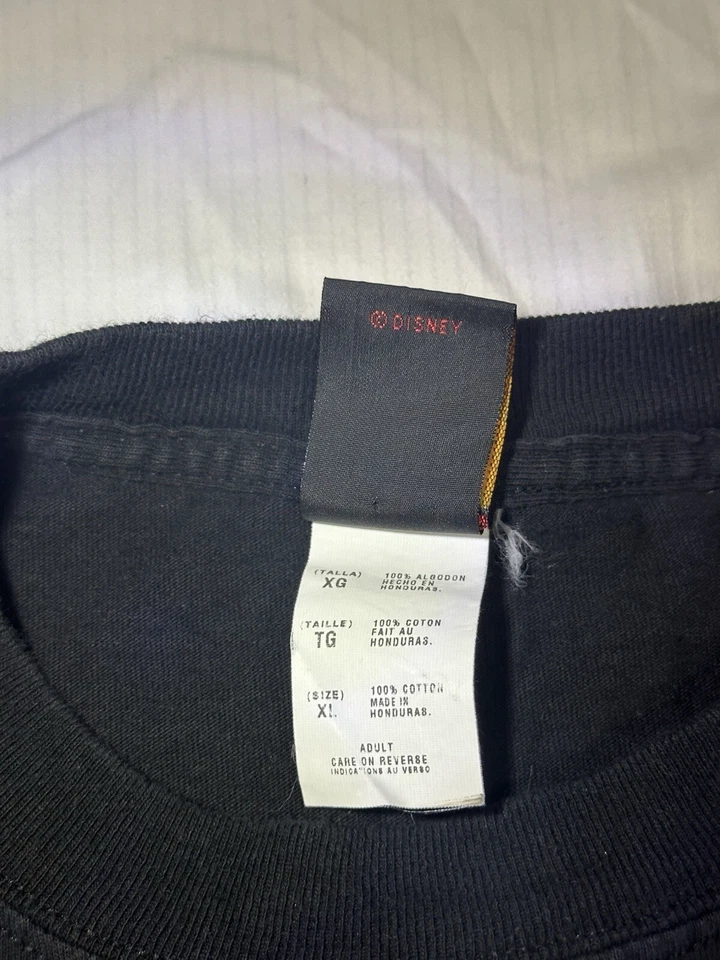 Camiseta Divertida Disney Vintage Años 90 El Rey León “Estoy Rodeada de Mudos” Foto 4 de 4