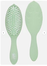 Wet Brush Go Green Tea Tree Oil Infused Shine Hair Brush