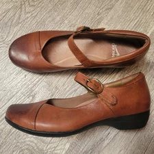 Dansko Fawna 39 = 8.5 / 9 Mary Jane Shoes Chestnut Brown Burnished Hook & Loop