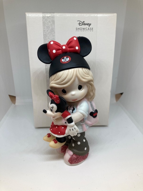 Precious Moments Disney Dreamer Girl Porcelain Figurine Model 191063