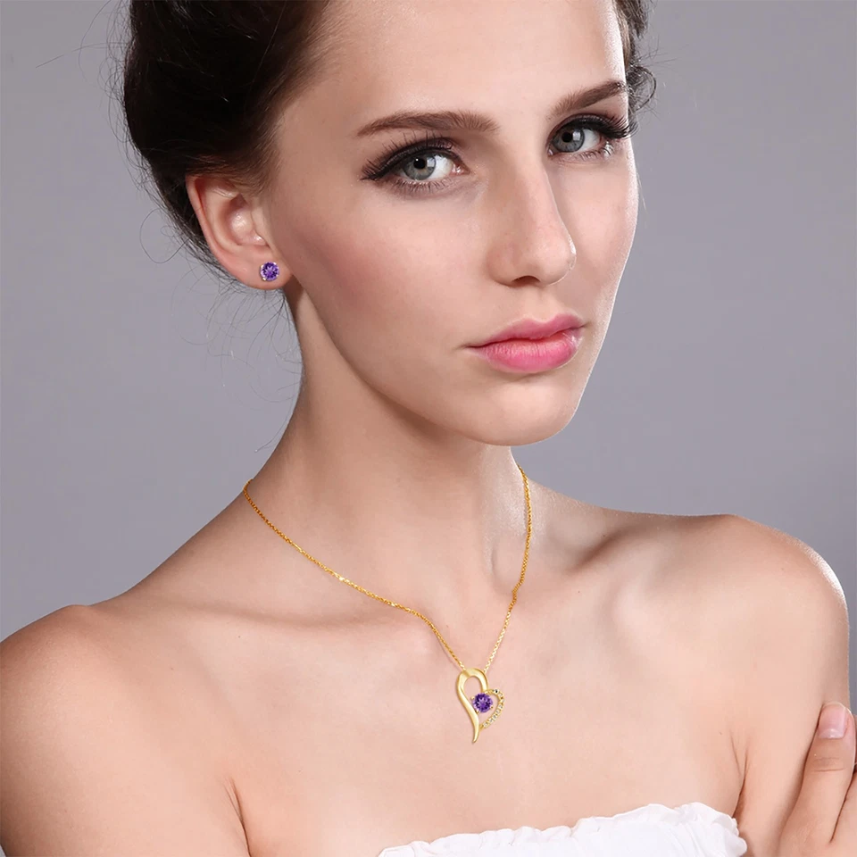 Juego de joyas colgantes y pendientes de amatista de plata chapados en oro amarillo de 18 quilates para Foto 2 de 3