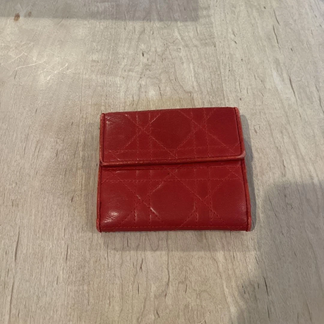 Portefeuille Christian Dior cuir rouge double pli avec fentes pour cartes état