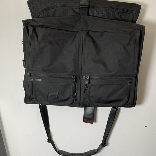 TUMI - Alpha Negro Bolsa de Ropa Traje Equipaje con Correa para el Hombro - No22134DH - Imagen 15 de 21