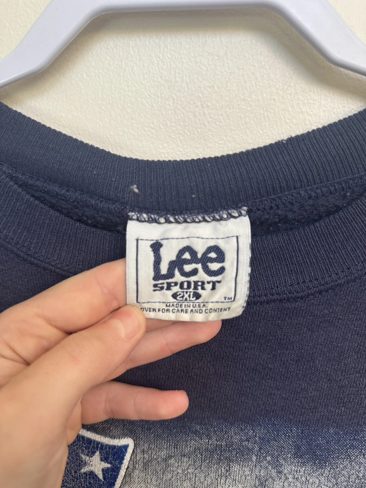 Sudadera De Colección Años 90 New England Patriots Nuez moscada Cuello Redondo NFL Lee Sport EE. UU. Foto 3 de 4