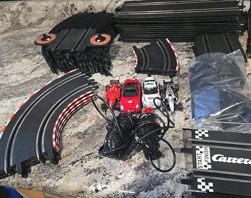 Carrera Go!!! Ferrari Champs Racing High Speed 4 Autos Teile oder Reparatur Beschreibung lesen