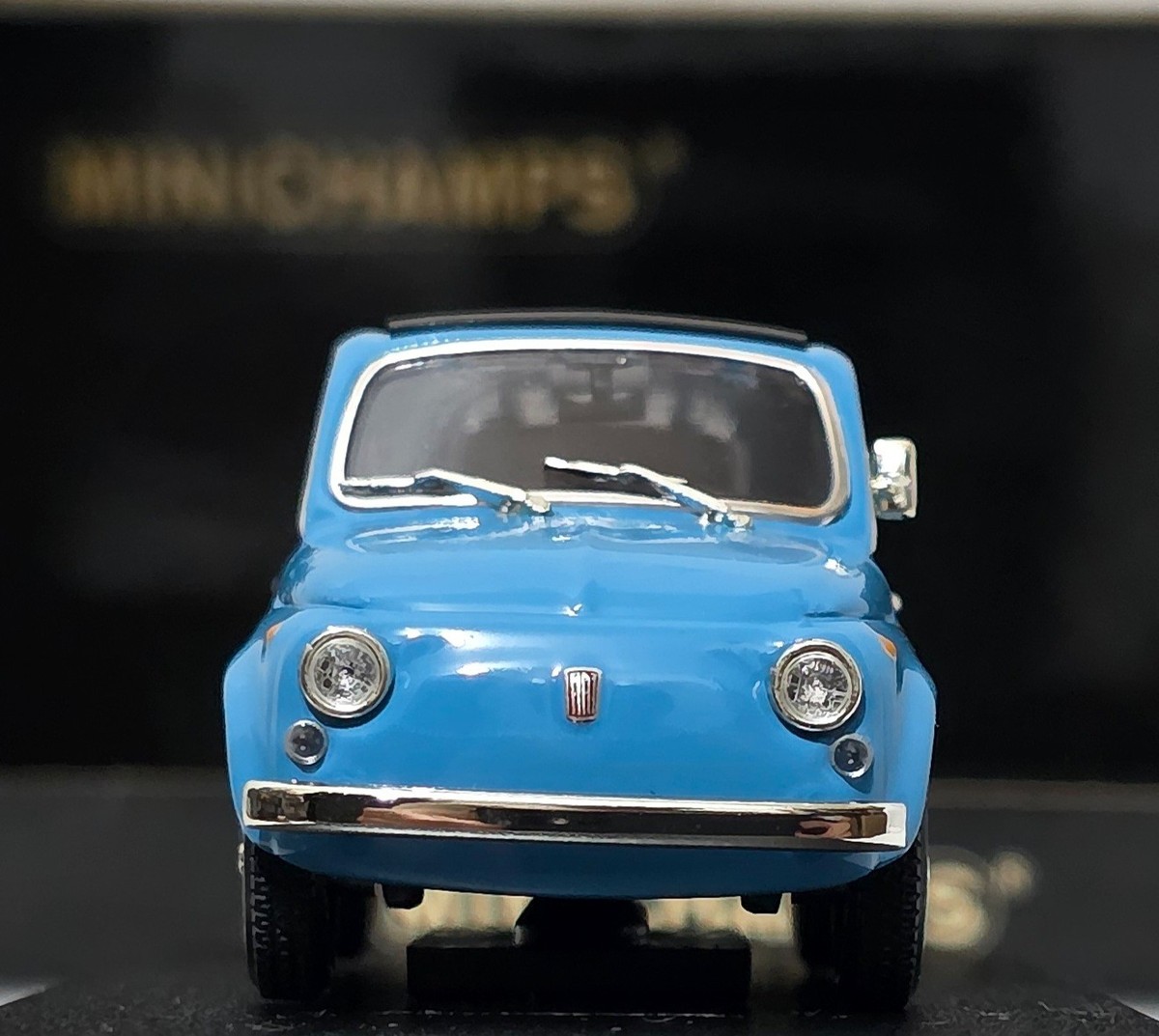 MINICHAMPS Fiat 500 1965 青 Fiat 500 Blue 1965 1:43 Minichamps 400121601 EXTREMELY RARE