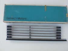 Buick 1372859 1966-1967 Riviera Grille Lh Lower 1380105 Buick 1372859 1966-1967 Riviera Grille Lh Lower 1380105