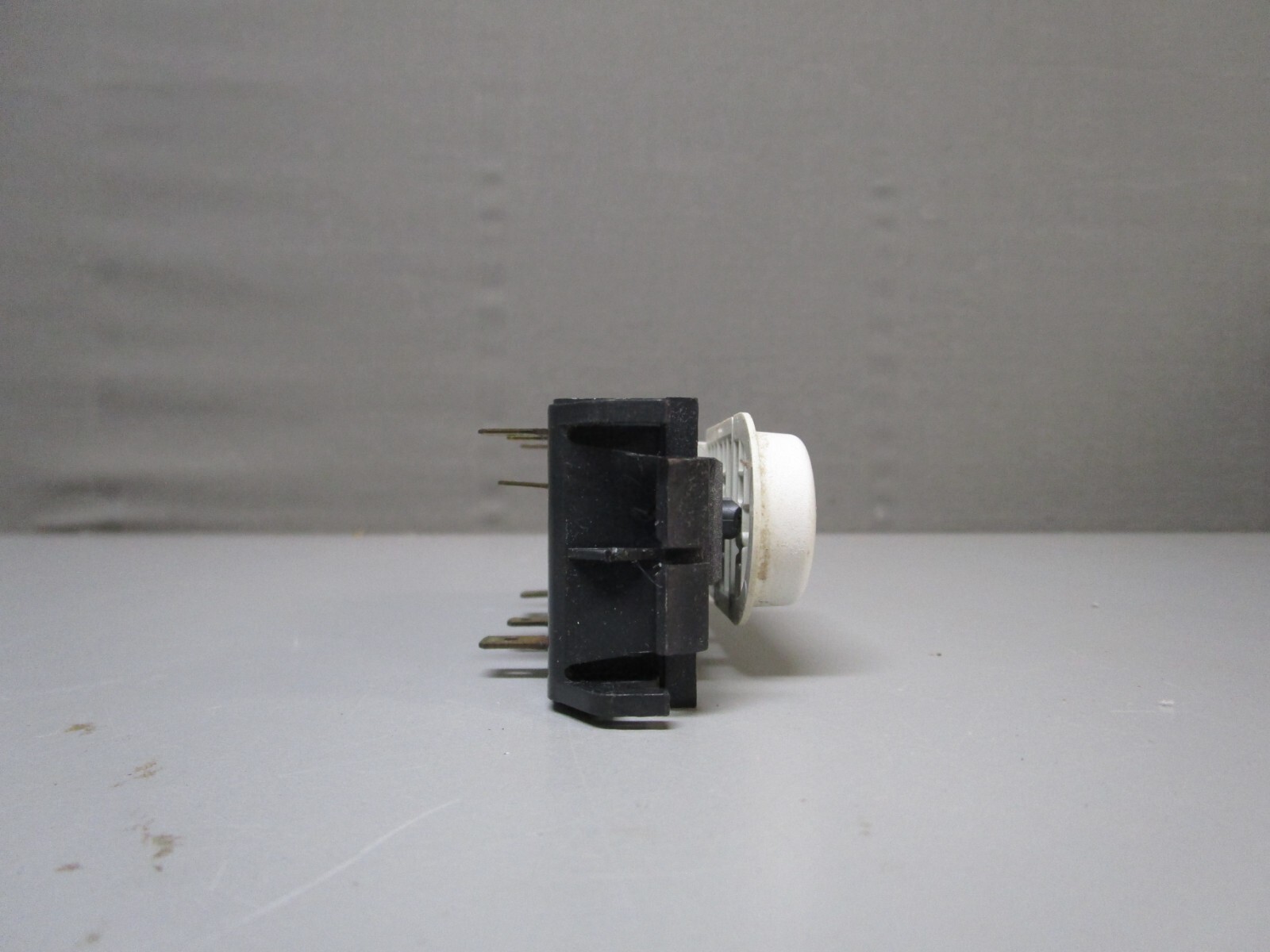 Maytag TL Washer Temp Switch w/ 4 White Buttons 22002936 6205140W  