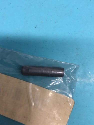 AMAT 0020-24018 PIN,POLY SI QTZ, INSULATOR, 185107 - Picture 3 of 5