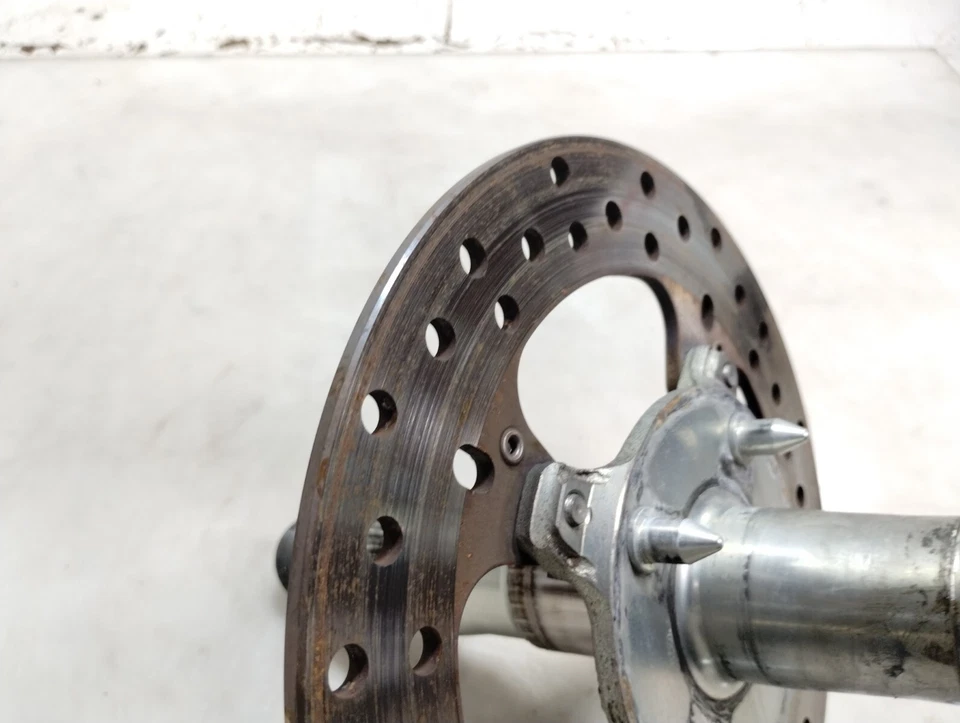 Ducati Monster S2R 800 2006 eje trasero perno y rotor Foto 4 de 4