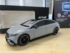 Mercedes Benz EQE AMG Line 1:18 Modell B66961...