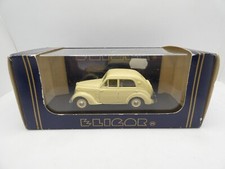 Renault Juvaquatre Berline 1938 1014 1/43 Eligor en boite