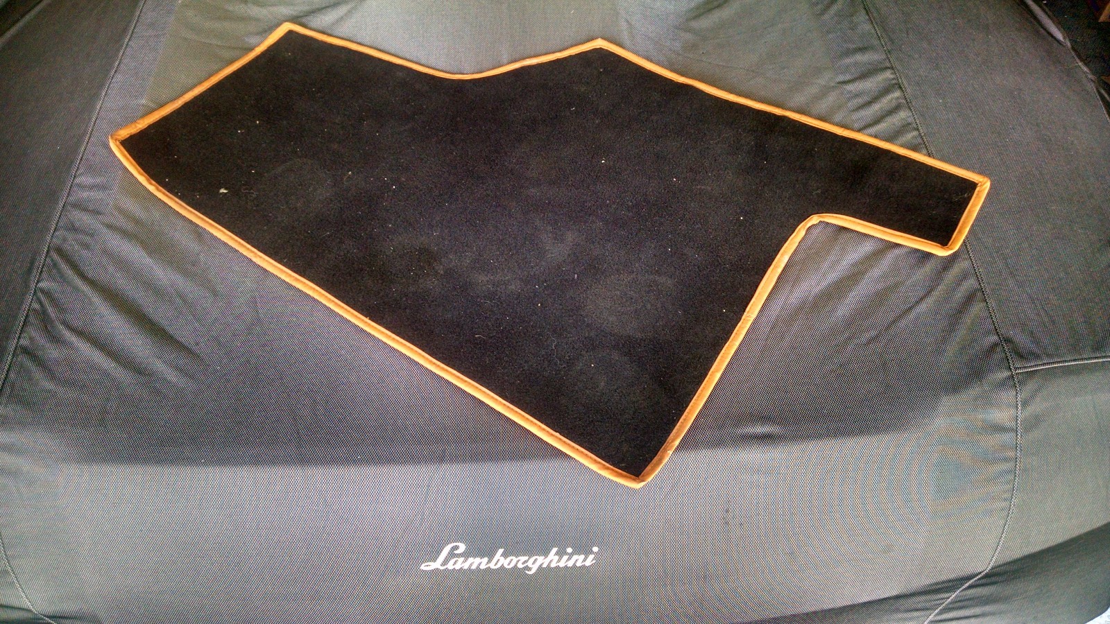LAMBORGHINI MURCIELAGO LP640 PASSENGER SIDE ORANGE CARPET OEM 