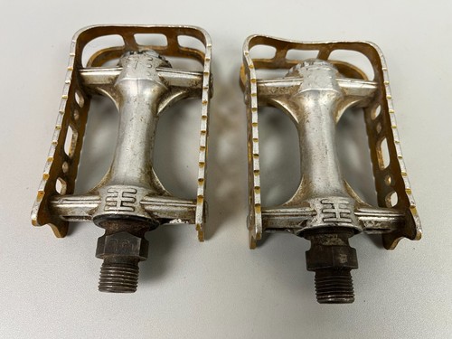 KKT Lightning Gold Alloy BMX Pedals Pair Vintage 80s Old School - Picture 4 of 9