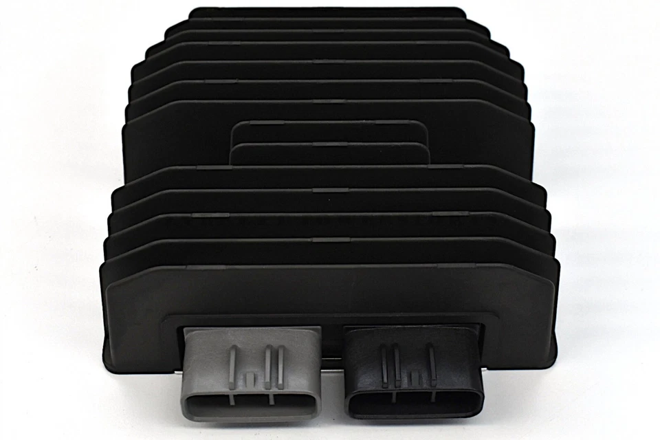 Regulador rectificador garra SXS1000S2/S4 19-22 2/4 asientos OEM Honda (notas) #Z224 Foto 2 de 4