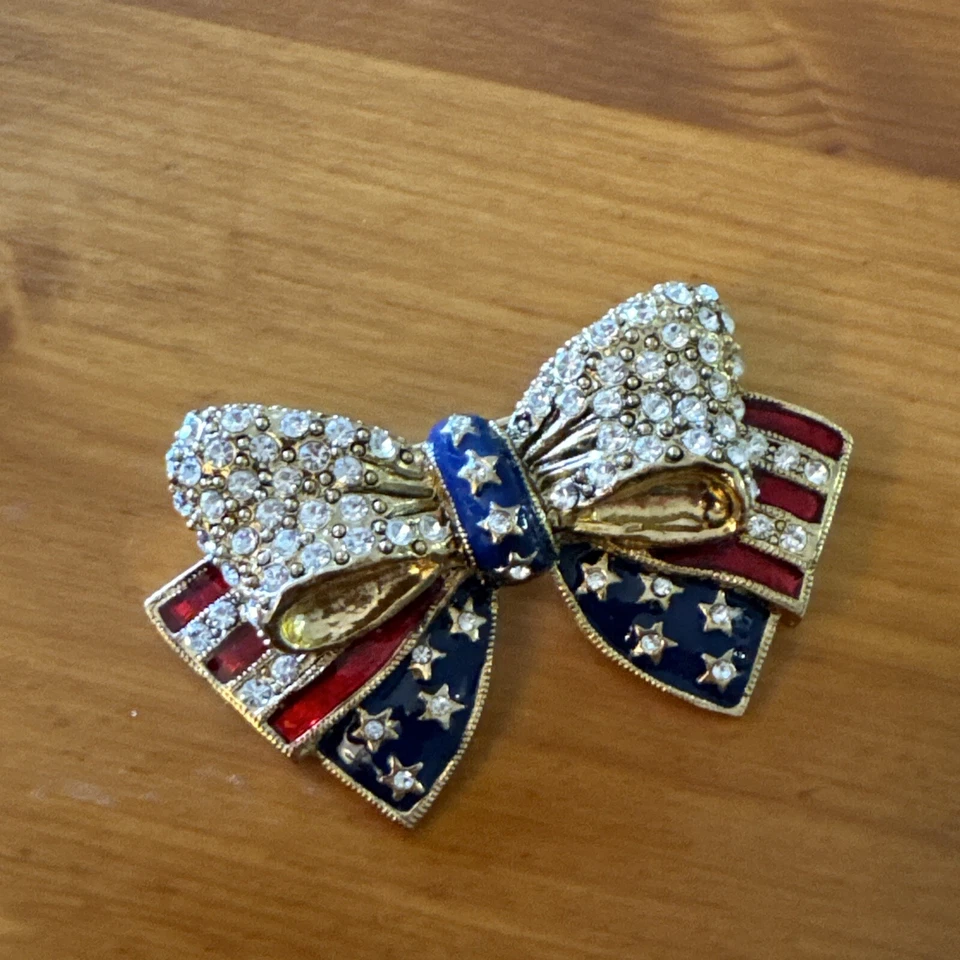 Sweet Romance USA American Flag Bow Pin, Flag Brooch Enamel  2" Wide x 1.25 Tall - Image 3 of 4