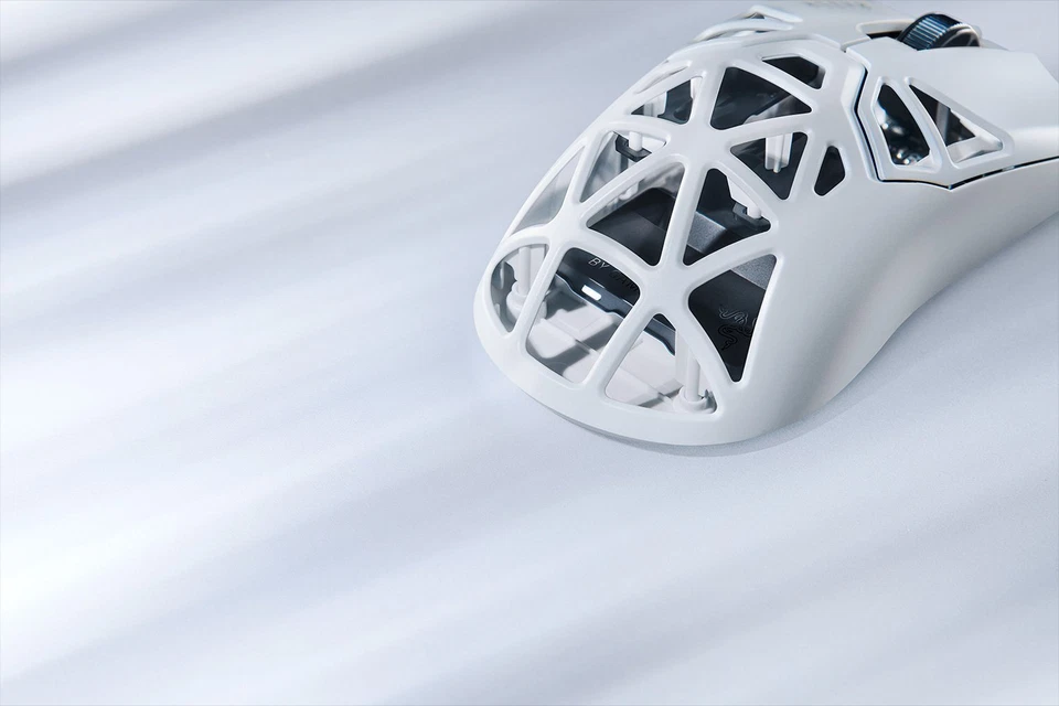 Razer Viper Mini Signature Edition Wireless Gaming Maus 30000 DPI Ultra-High-End - Bild 2 von 4