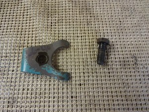 1964 65 66 Buick Riviera Electra Wildcat GS 401 425 Distributor Hold