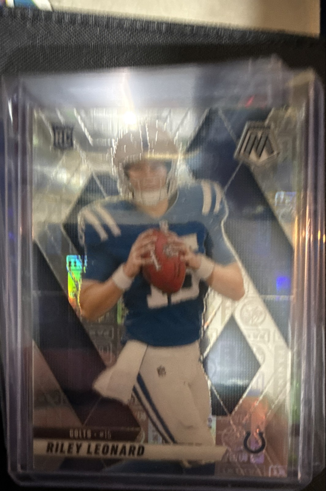 2025 Panini Mosaic - Rookies Riley Leonard #372 Silver Knight Prizm /149 (RC)