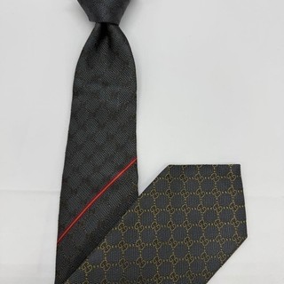 Gucci Mens Silk Tie GG Pattern Black Gold Made in Italy 58.3in 3.1in Luxury