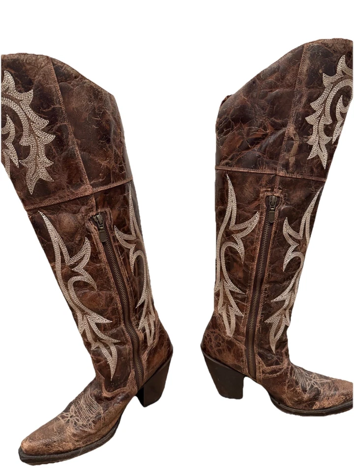 Botas vaqueras Dan Post para mujer marrones bordadas occidentales punta corta sobre la rodilla Foto 2 de 4