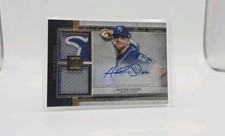 2020 Topps Museum Collection - Signature Swatch Dual Relics Hunter Dozier /25