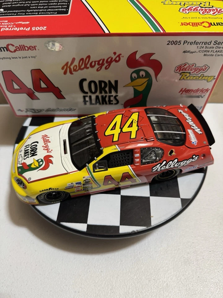 RARE* Terry Labonte #5 Kellogg’s 2005 Team Caliber 1/24 Nascar Diecast - Image 2 of 4